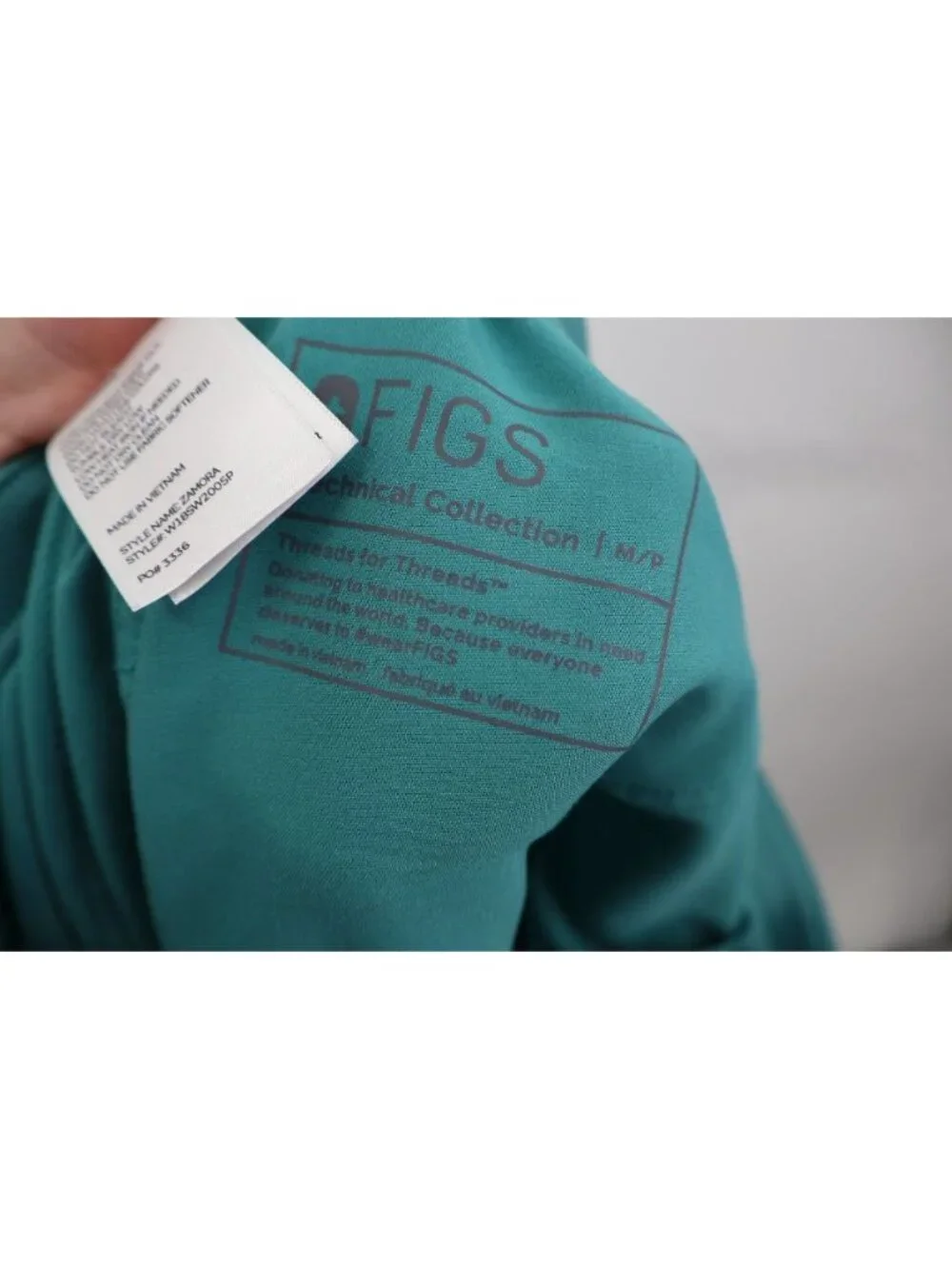 Figs Zamora Jogger Scrub Pants Women Size Medium Petite Teal Drawstring Nursing